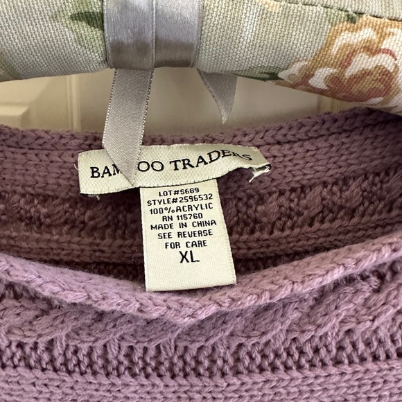 BAMBOO TRADERS KNITTED LAVENDER TOP-EUC/XL - Picture 5 of 5